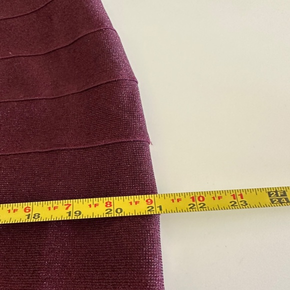 NEW Carmen Marc Valvo | Metallic Beaded Jewels BANDAGE Dress | Burgundy | Neiman - Picture 14 of 15